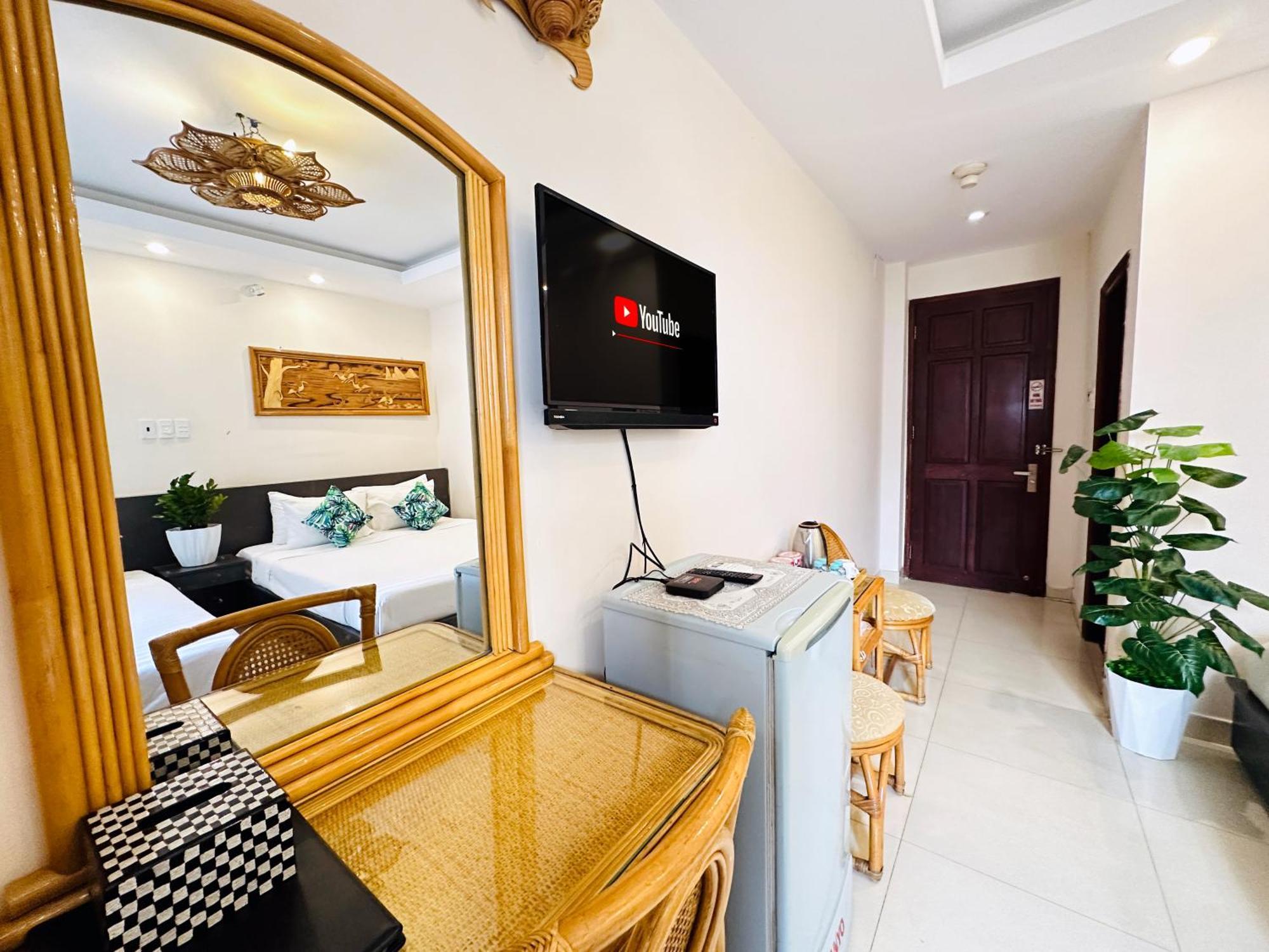 Calmette Hotel 151 - Ben Thanh Ho Chi Minh City Exterior photo