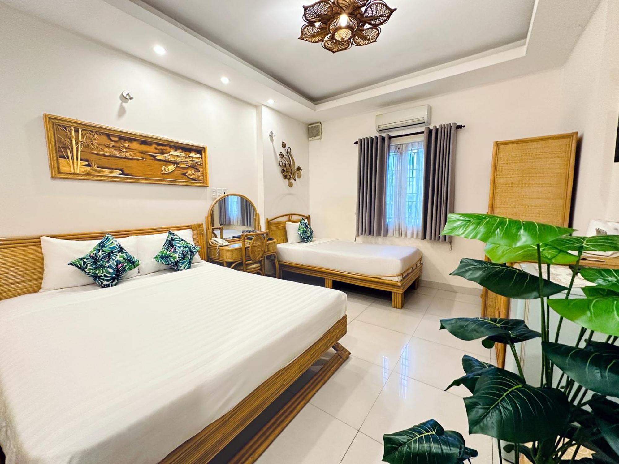Calmette Hotel 151 - Ben Thanh Ho Chi Minh City Exterior photo