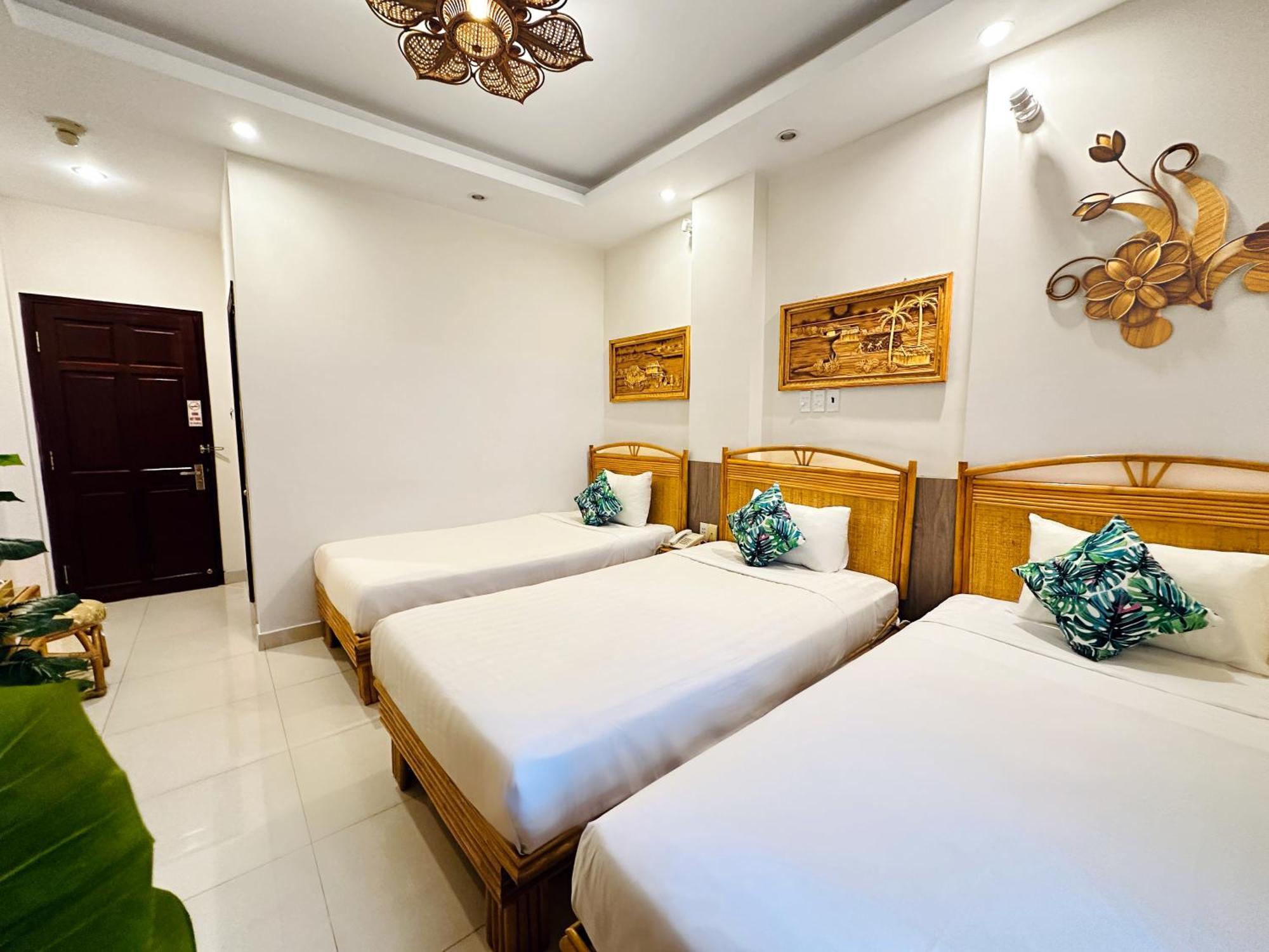 Calmette Hotel 151 - Ben Thanh Ho Chi Minh City Exterior photo