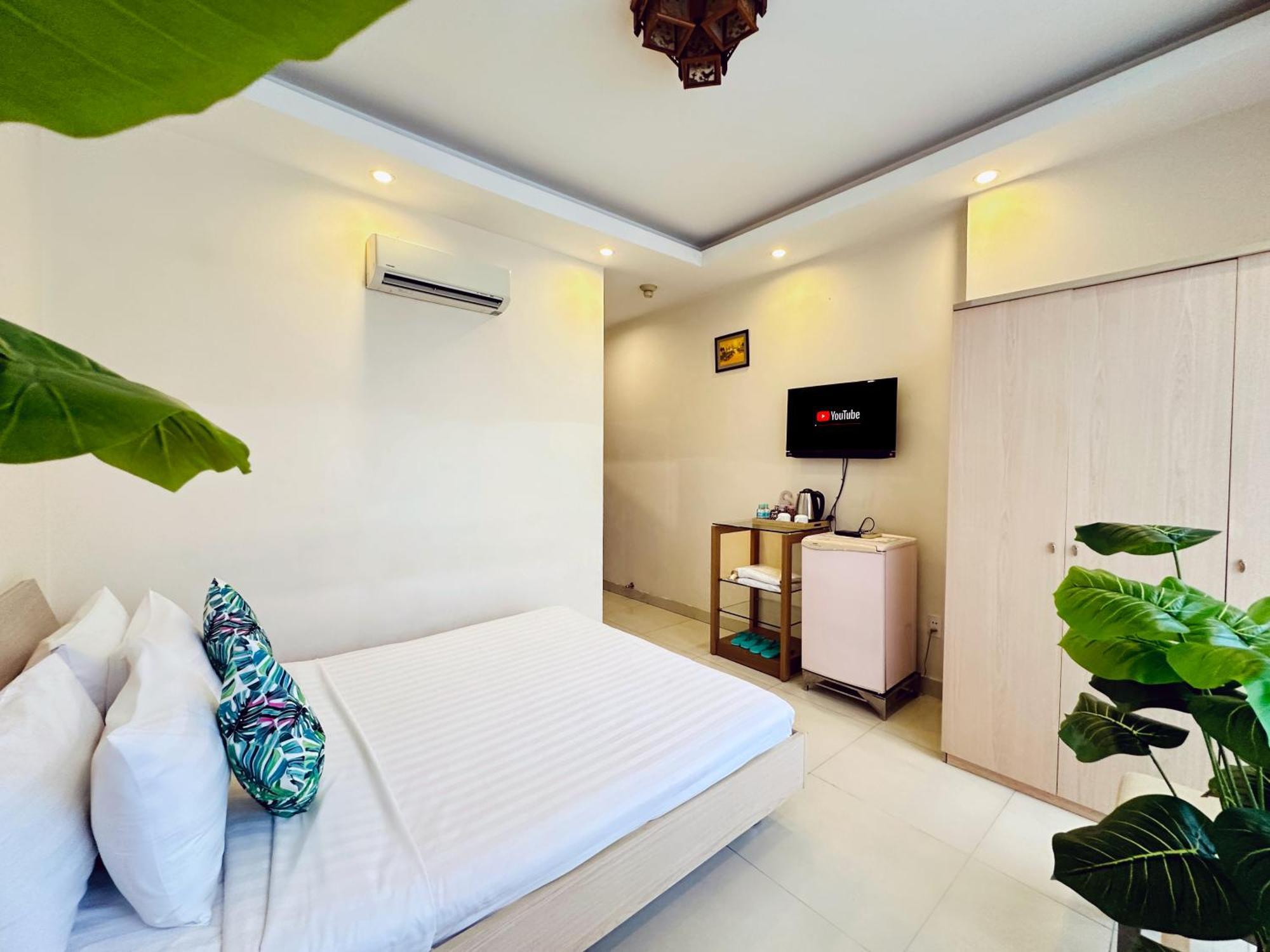 Calmette Hotel 151 - Ben Thanh Ho Chi Minh City Exterior photo