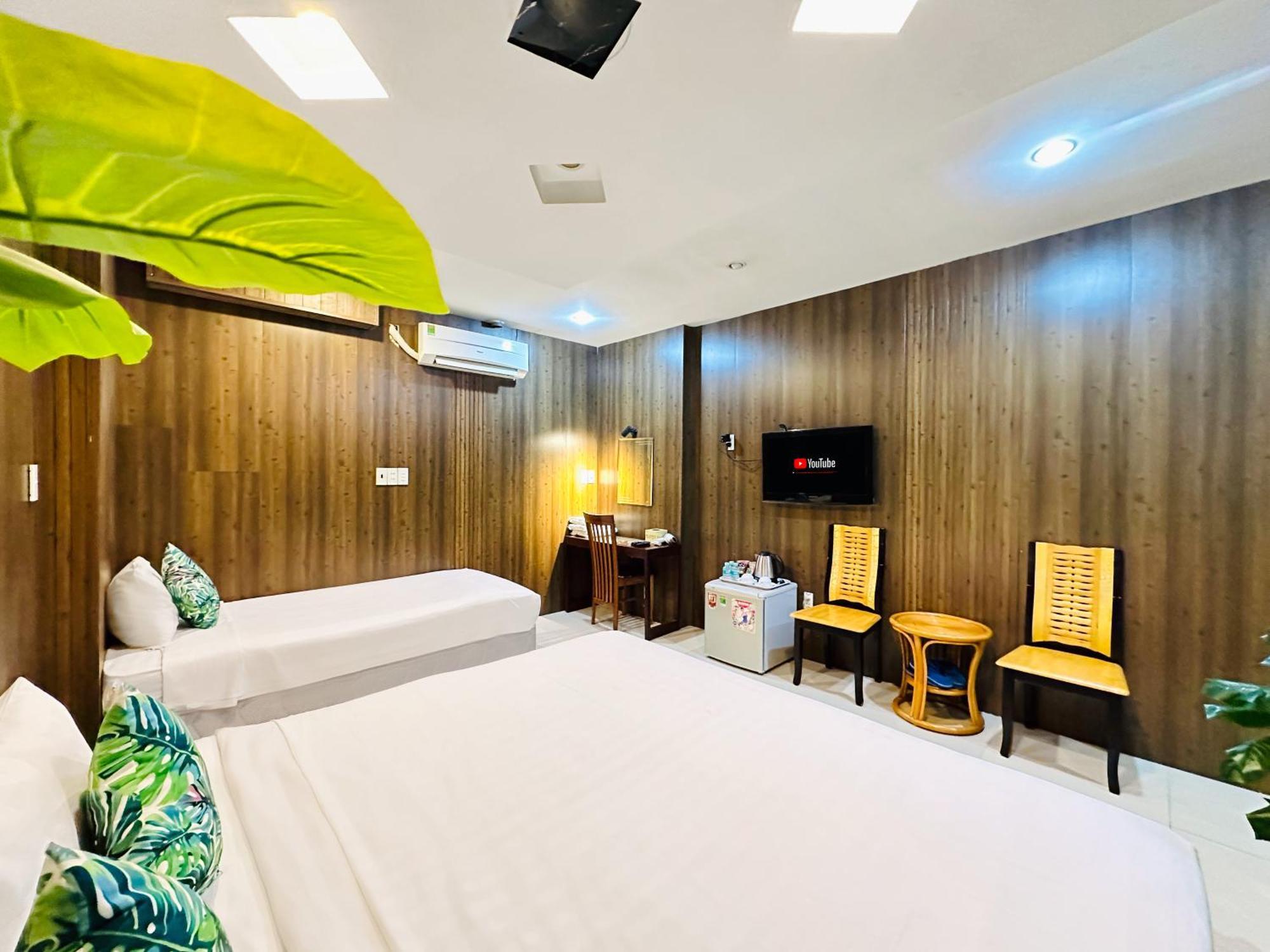 Calmette Hotel 151 - Ben Thanh Ho Chi Minh City Exterior photo